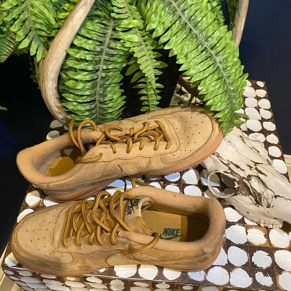 Nike nude brown Air Force ones - worn once - Picture 4 of 5